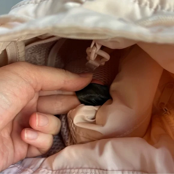 DAGNE DOVER Sling Bag in Rose Quartz - Picture 12 of 14